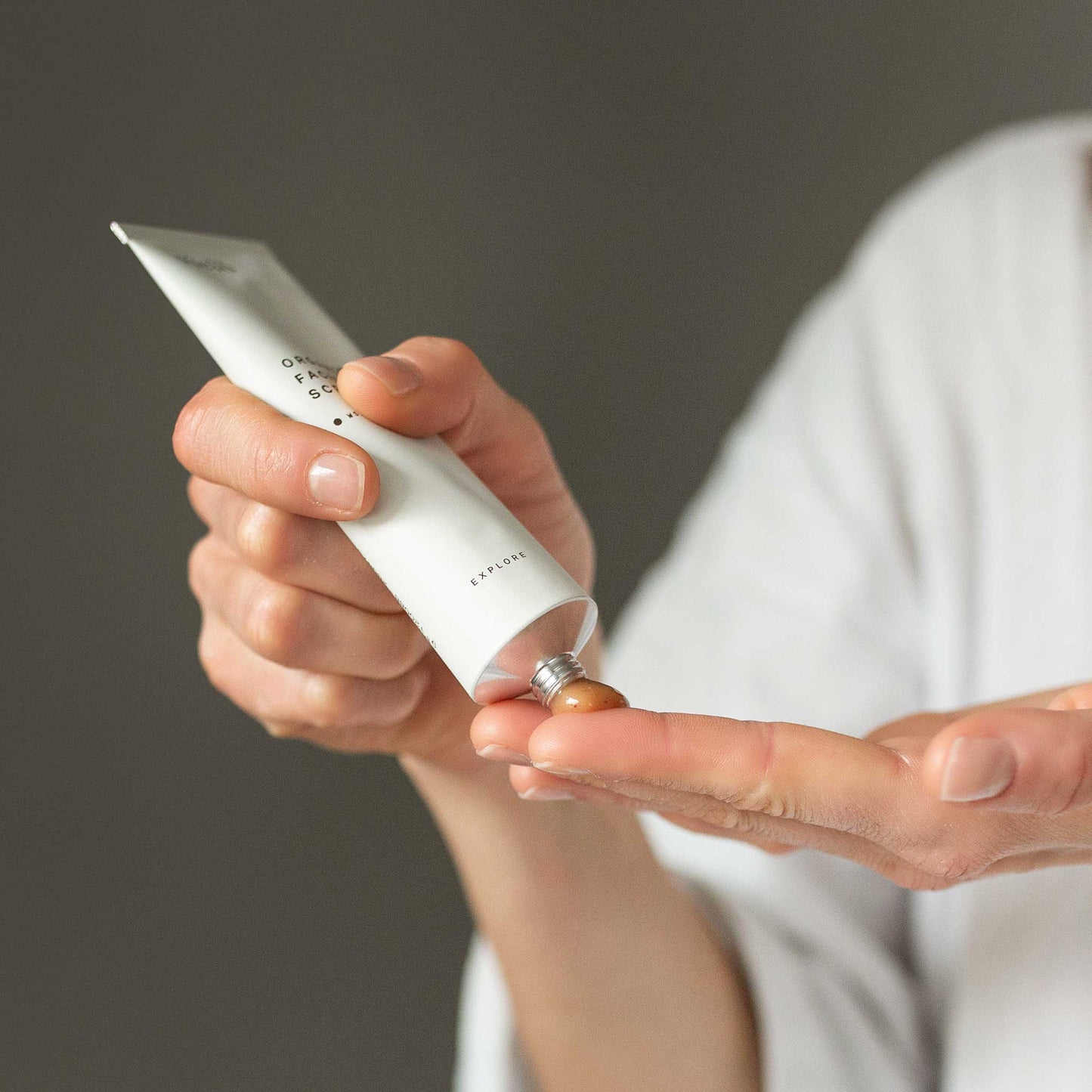 Biologische gezichtsscrub