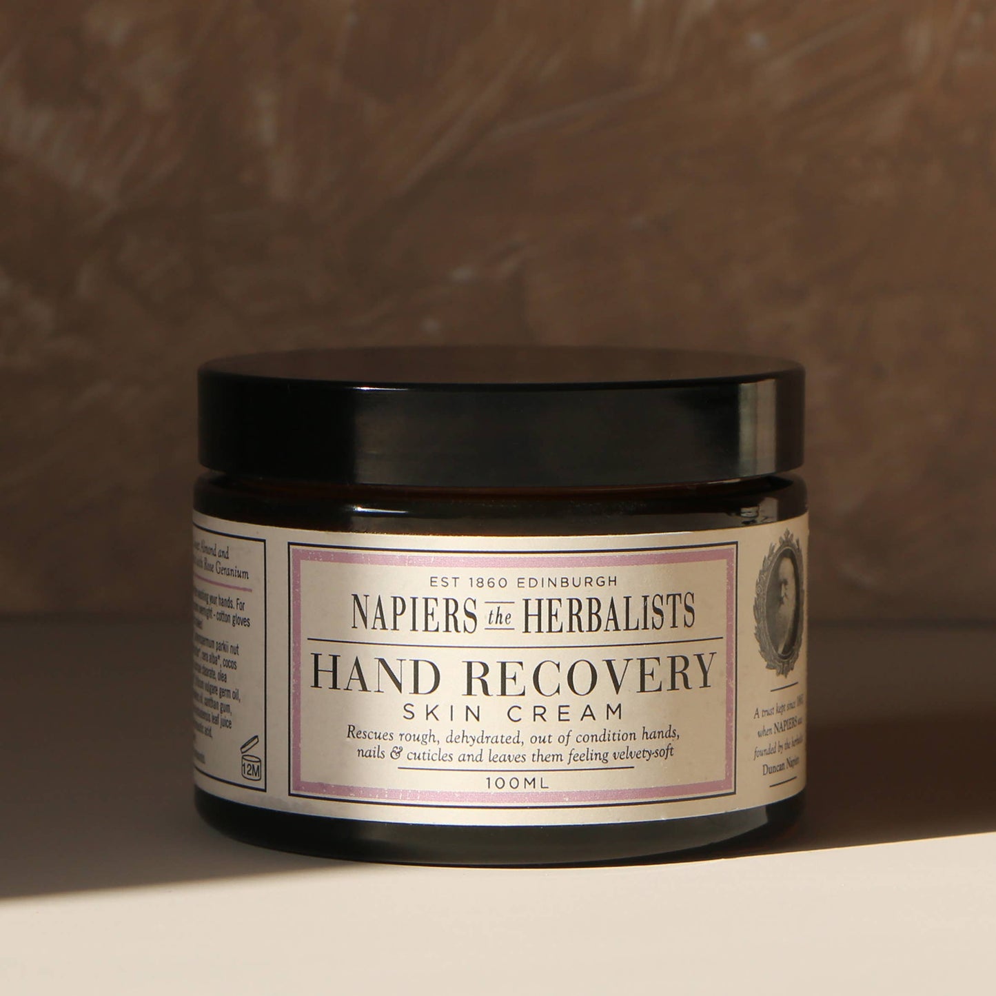 Herstellende handcrème